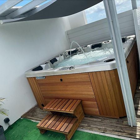 Apartamento Appart'Eden : Vue Panoramique Sur Saint-Denis Sainte-Clotilde Exterior foto